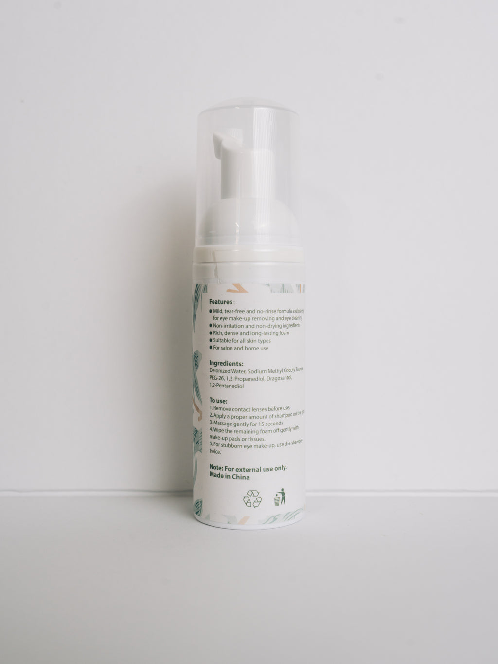 Bliss Lashes Lash Shampoo features ingredients and directions