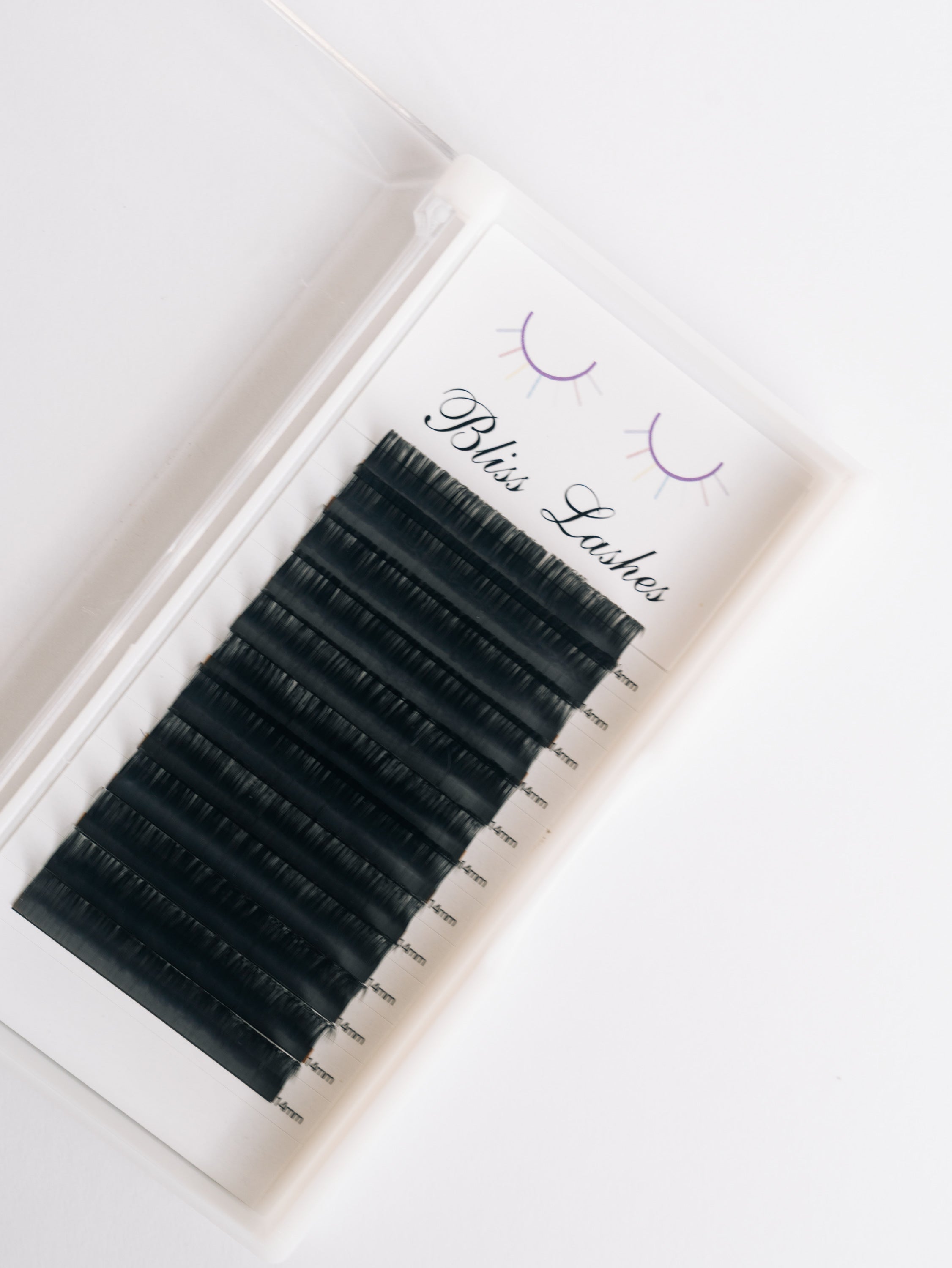 Open single-length tray of Bliss Lashes volume extensions