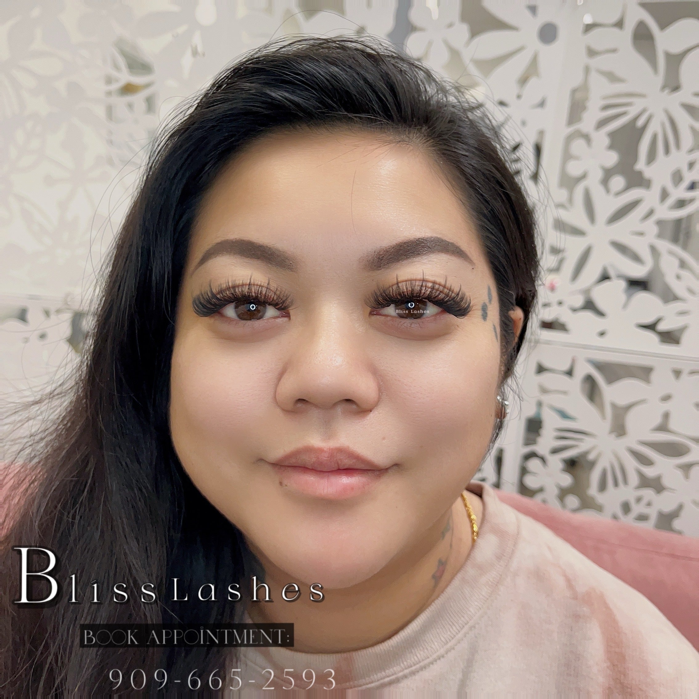 Wispy Volume lash result at BLISS LASHES